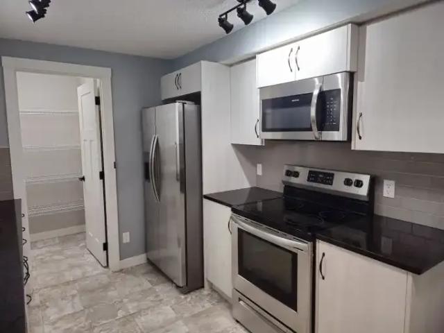 For Rent 1 Bedroom Apartment Calgary AB DS104180723
