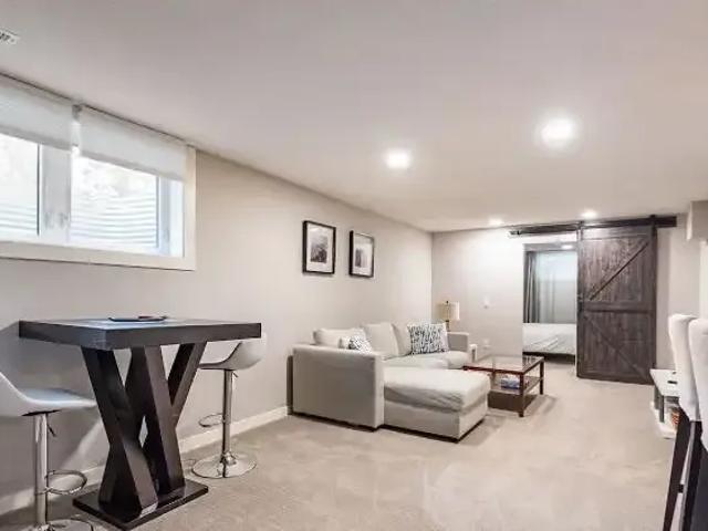 For Rent 1 Bedroom Apartment Calgary AB DS105525940
