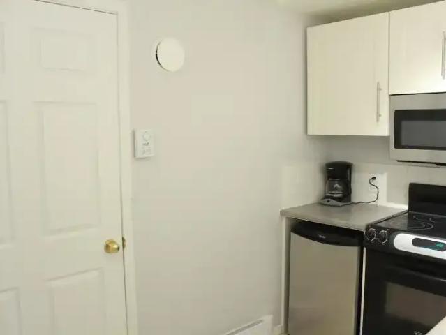 For Rent 1 Bedroom Apartment Calgary AB DS105525945