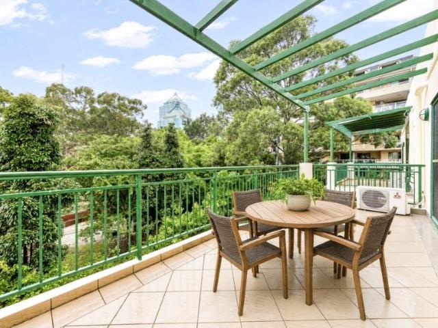 For Rent 1 Bedroom Apartment Chatswood, NSW DS105606247