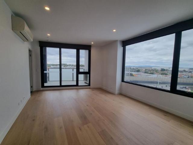 For Rent 1 Bedroom Apartment Clayton South, DS105794635