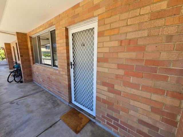 For Rent 1 Bedroom Apartment Daglish, WA DS105794638