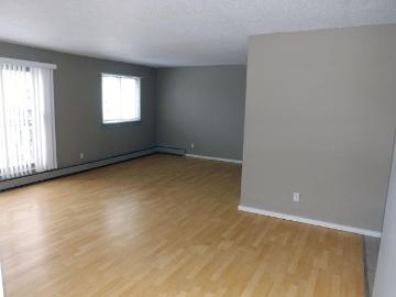 Central Mcdougall, Edmonton, Alberta - Balcony