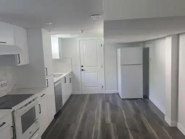 For Rent 1 Bedroom Apartment Edmonton AB DS104181693