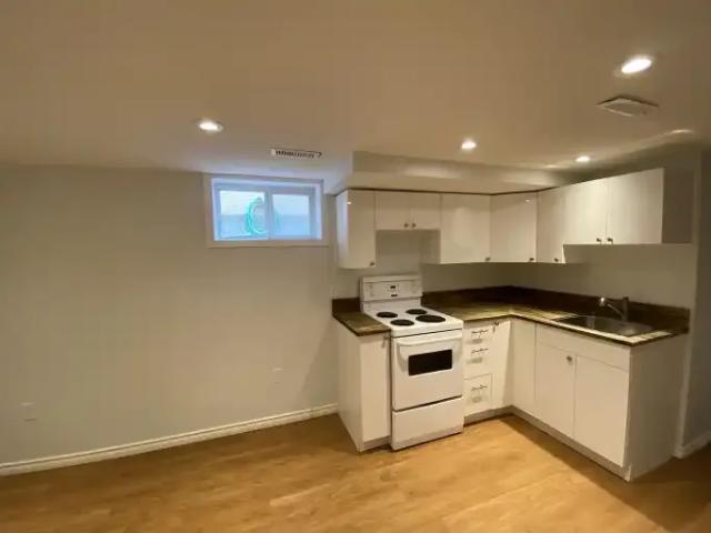 For Rent 1 Bedroom Apartment Edmonton AB DS104991494