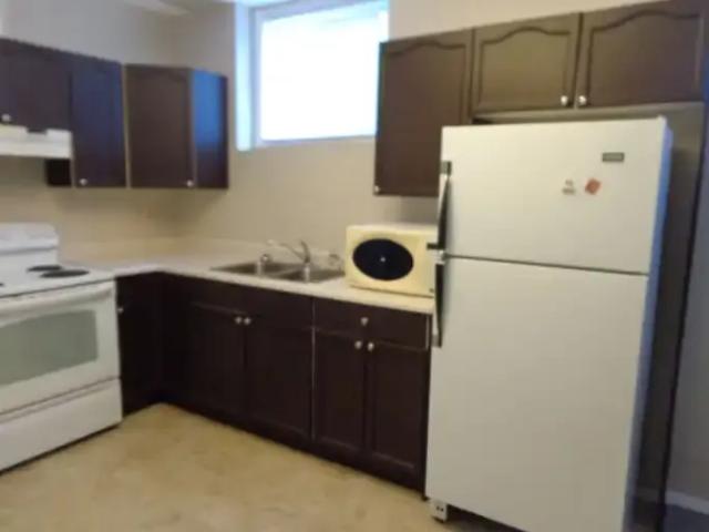 For Rent 1 Bedroom Apartment Edmonton AB DS105048001