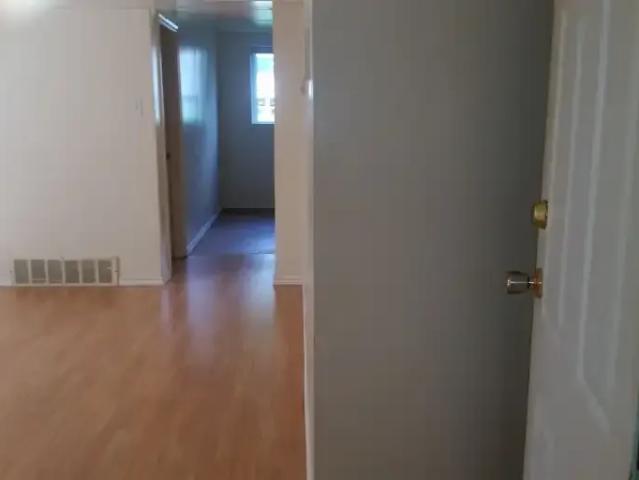 For Rent 1 Bedroom Apartment Edmonton AB DS105100528