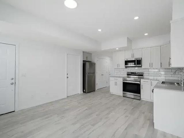 For Rent 1 Bedroom Apartment Edmonton AB DS105269433
