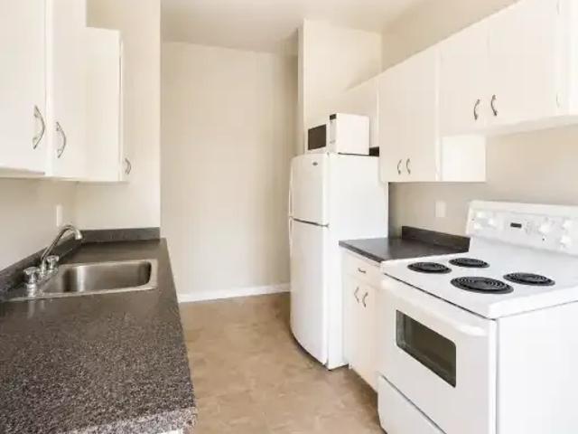 For Rent 1 Bedroom Apartment Edmonton AB DS105326725