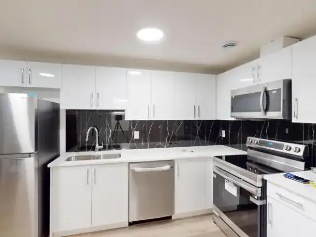 For Rent 1 Bedroom Apartment Edmonton AB DS105410692