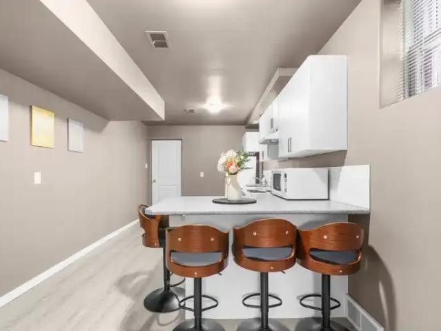 For Rent 1 Bedroom Apartment Edmonton AB DS105486307