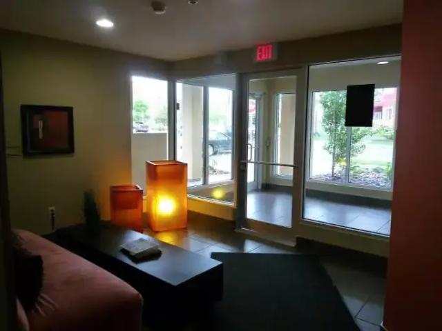 For Rent 1 Bedroom Apartment Edmonton AB DS105580450