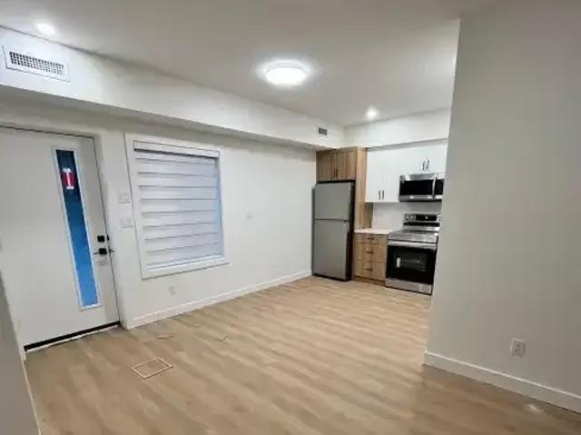 For Rent 1 Bedroom Apartment Edmonton AB DS105991822