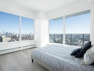 Queen Alexandra, Edmonton, Alberta - Patio