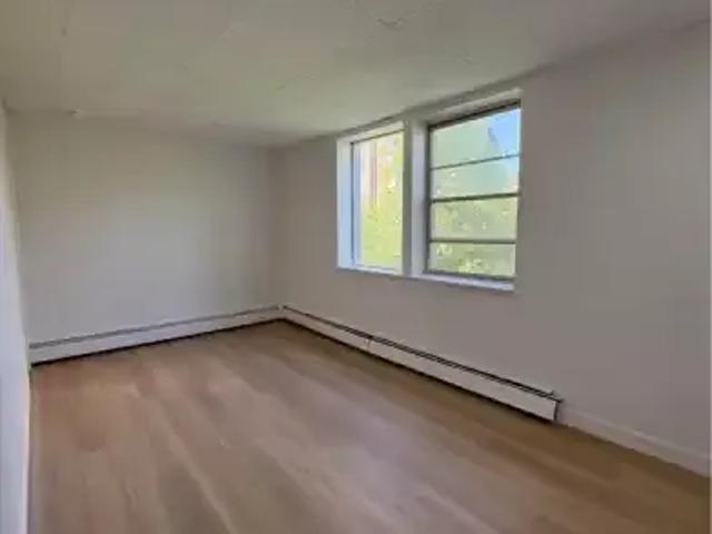 For Rent 1 Bedroom Apartment Edmonton AB DS102658362