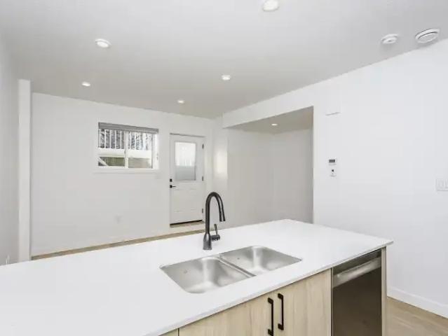 For Rent 1 Bedroom Apartment Edmonton AB DS102883349