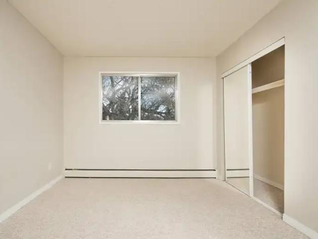 For Rent 1 Bedroom Apartment Edmonton AB DS103118894