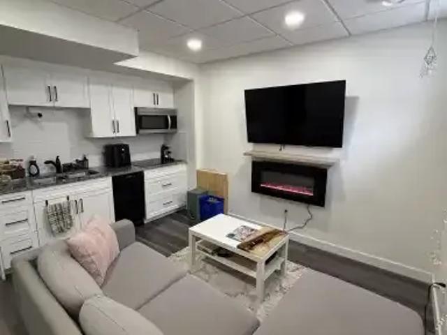 For Rent 1 Bedroom Apartment Edmonton AB DS103542214