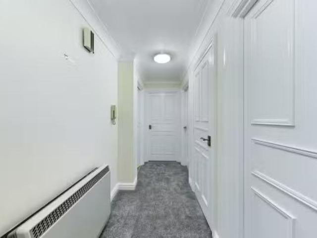 Cheap 1 bedroom apartment for rent in Nore Road, Portishead, B.