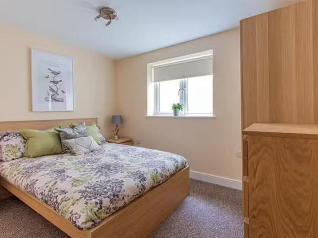Charming 1 bedroom apartment for rent in Churchill Villas, Cit.