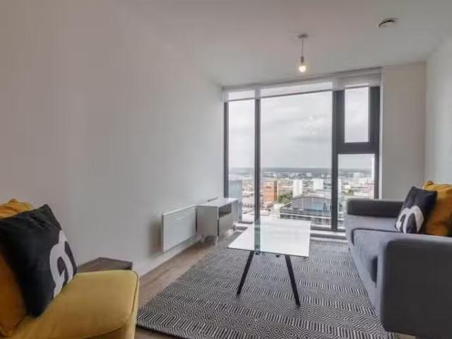 Cozy 1 bedroom apartment for rent in The Bank, 60 Sheepcote St.