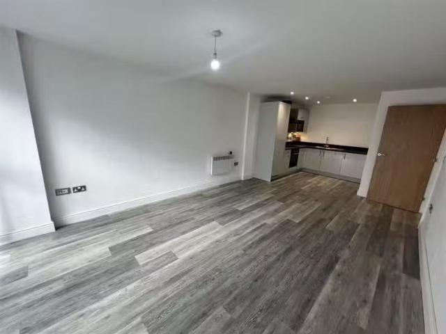 Cozy 1 bedroom apartment for rent in The High Street, Windsor.