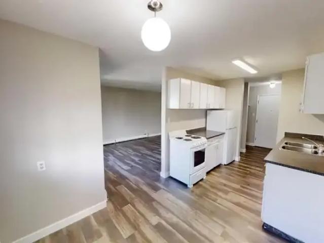 For Rent 1 Bedroom Apartment Grande Prairie AB DS105643452