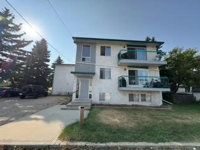 For Rent 1 Bedroom Apartment Innisfail AB DS104681452