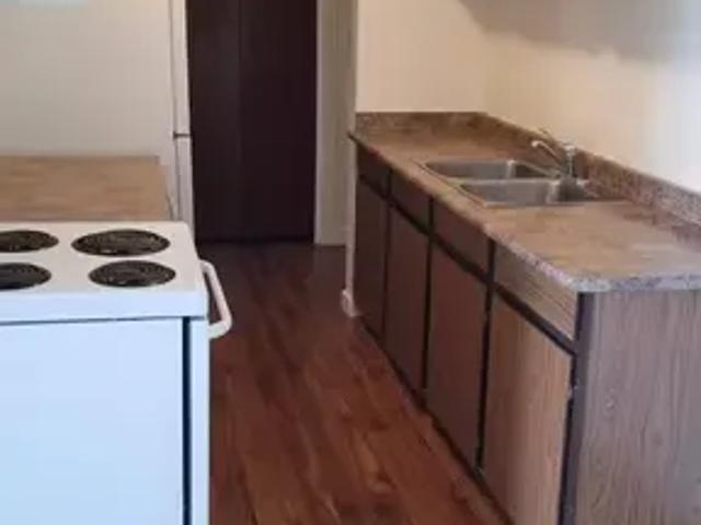 For Rent 1 Bedroom Apartment Innisfail AB DS104984470