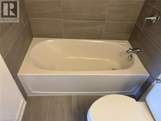 For Rent 1 Bedroom Apartment Kitchener ON DS101725464
