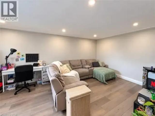 For Rent 1 Bedroom Apartment Kitchener ON DS105565533