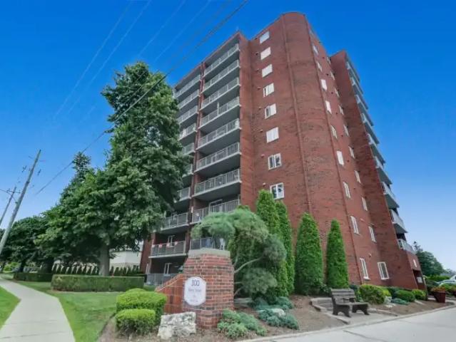 For Rent 1 Bedroom Apartment Leamington ON DS103878678
