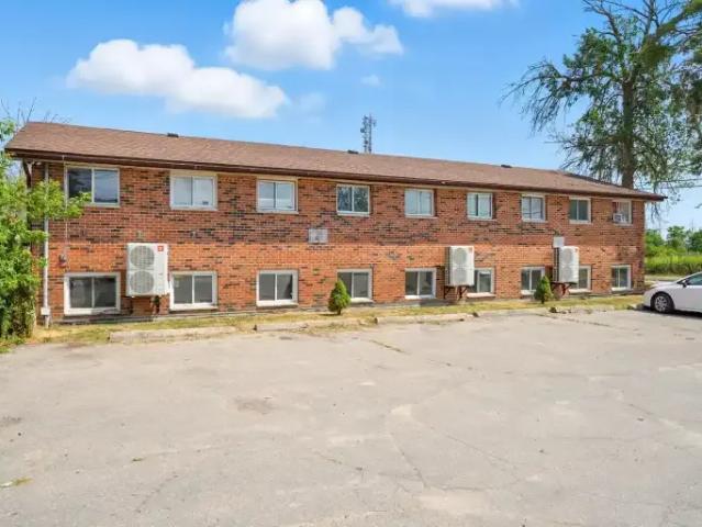 For Rent 1 Bedroom Apartment Lindsay ON DS105326876