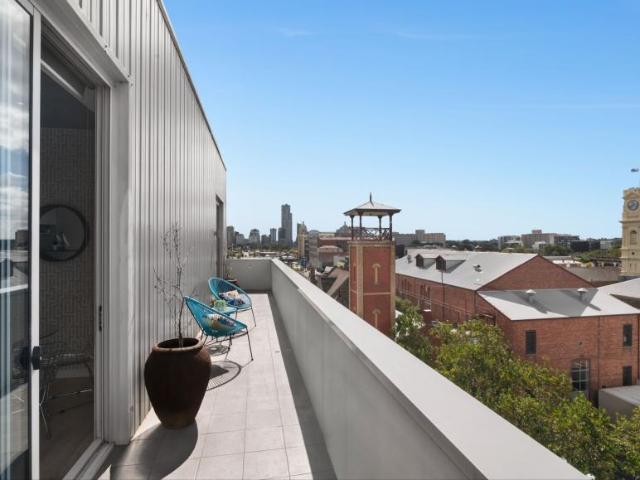 For Rent 1 Bedroom Apartment Prahran VIC DS101580669