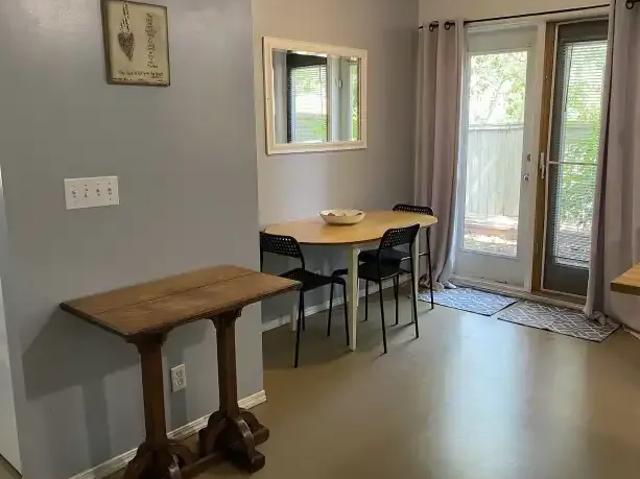For Rent 1 Bedroom Apartment Sylvan Lake AB DS105281742