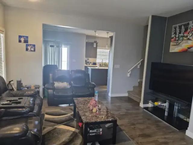 For Rent 1 Bedroom Apartment Sylvan Lake AB DS105281800