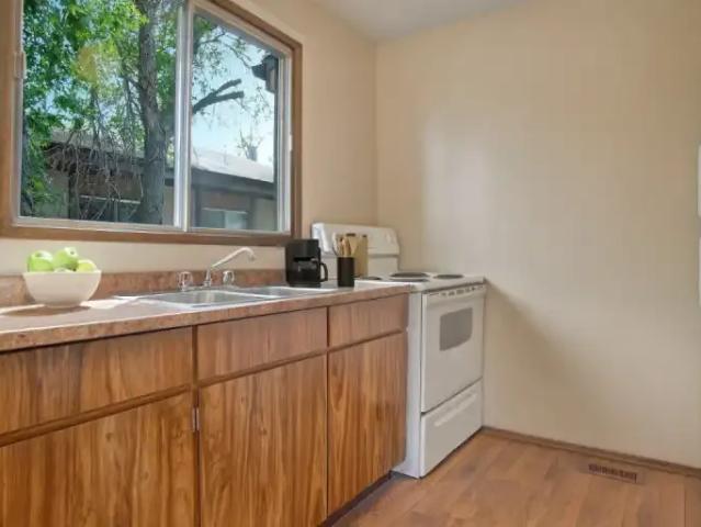 For Rent 1 Bedroom Apartment Saskatoon SK DS104887627