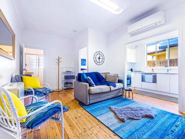 For Rent 1 Bedroom Apartment Shoal Bay, DS105237734