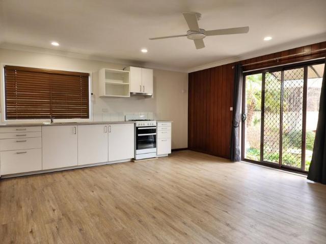 For Rent 1 Bedroom Apartment South Bathurst NSW DS105990194