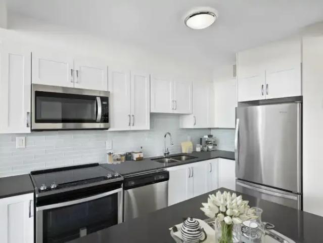 For Rent 1 Bedroom Apartment Toronto ON DS103651916