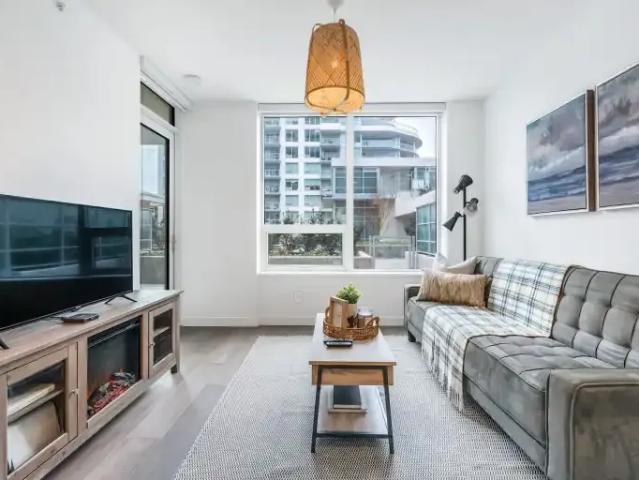 For Rent 1 Bedroom Apartment White Rock BC DS104180393