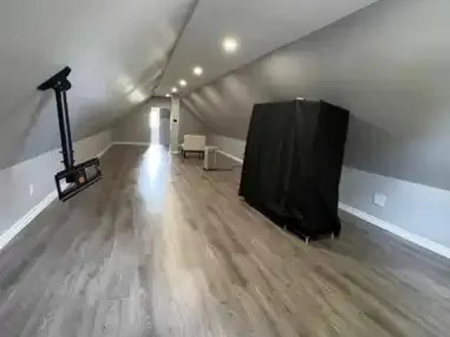 For Rent 1 Bedroom Apartment Windsor ON DS104106884