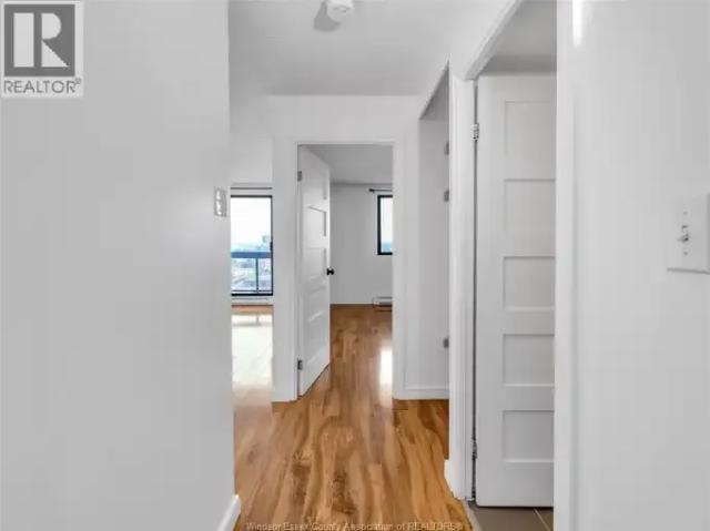 For Rent 1 Bedroom Apartment Windsor ON DS104142944