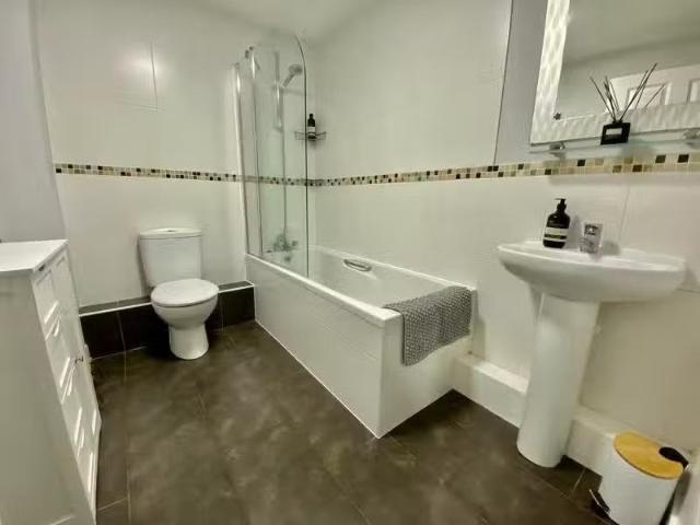 Just in! 1 bedroom flat for rent in 7 Florence Road, Boscombe.
