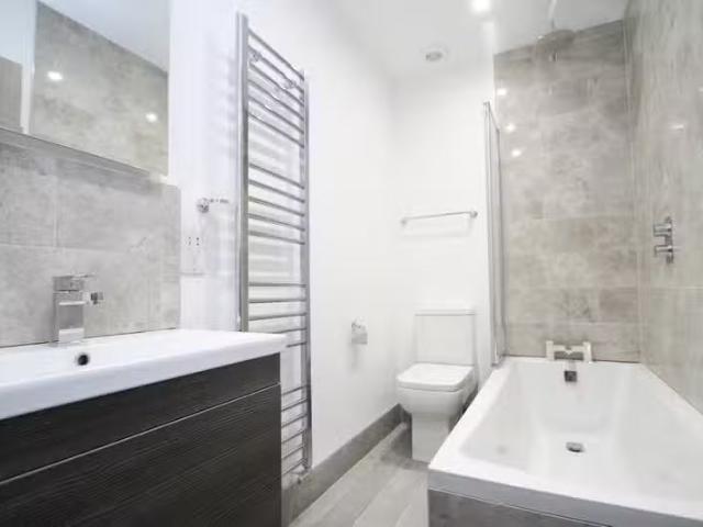 Deal! 1 bedroom flat for rent in Elmers End Road, Beckenham BR3