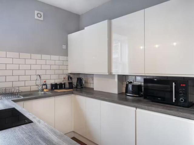 For Rent 1 Bedroom House 21 Queen Anne St 21 Queen Anne St DS99385615