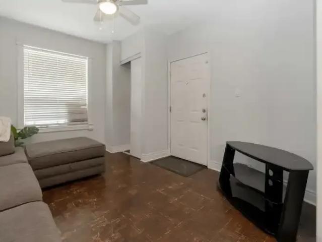 For Rent 1 Bedroom House Barrie ON DS104506696