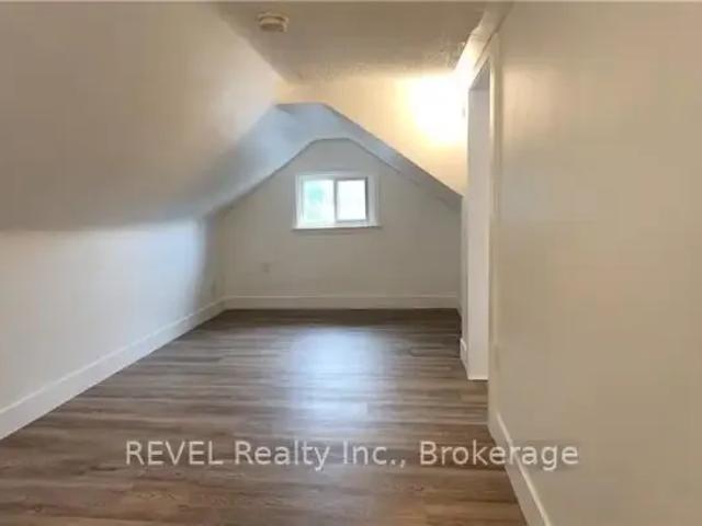 For Rent 1 Bedroom House St. Catharines ON DS103322774