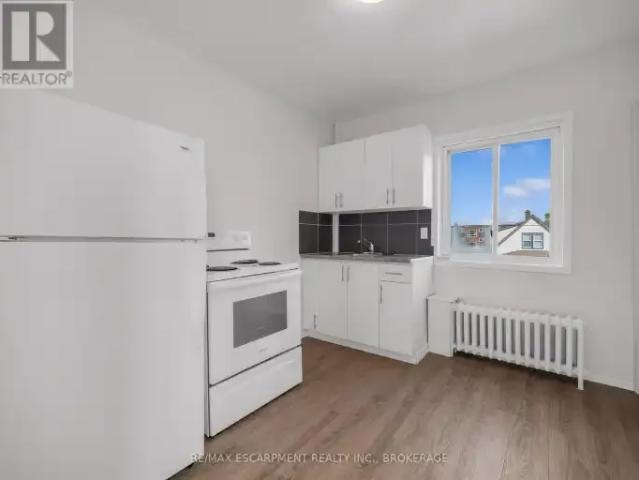 For Rent 1 Bedroom House Thorold ON DS103920637
