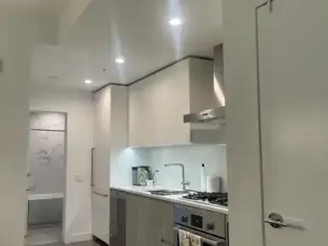 For Rent 1 Bedroom Townhouse North Vancouver BC DS103594424